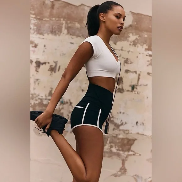 Fp Movement By Free People Fitted Shorts Island Time Shorts Black Sz S Coastal - Picture 6 of 16